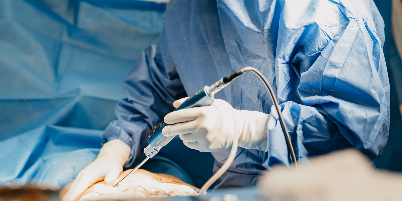 Liposukce v Premier Clinic