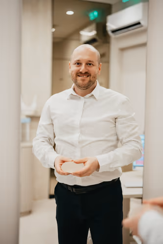 dr n. med. Igor Slaninka, Ph.D.